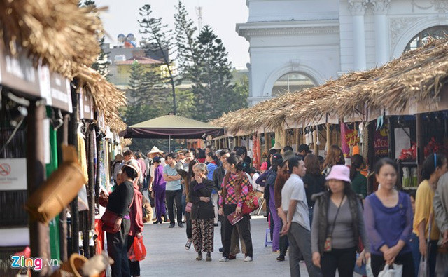 Hội chợ hàng tiêu dùng &amp; Đặc sản vùng miền